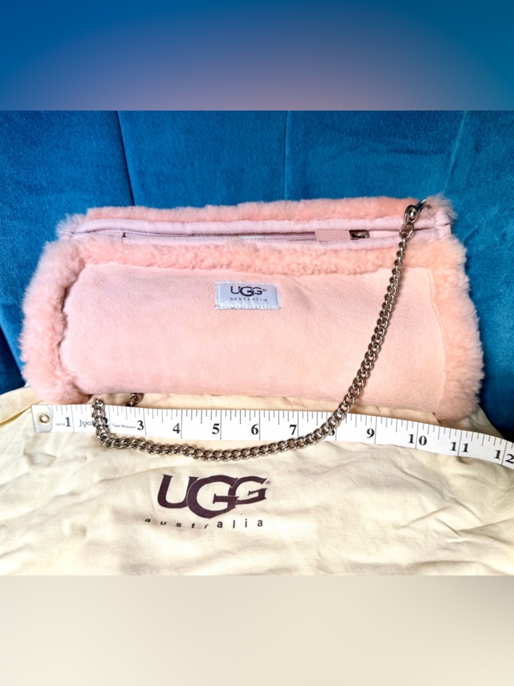 UGG Suede Leather Shearling
Sherpa Sheepskin Hand Muff Crossbody Clutch - Picture 8 of 8